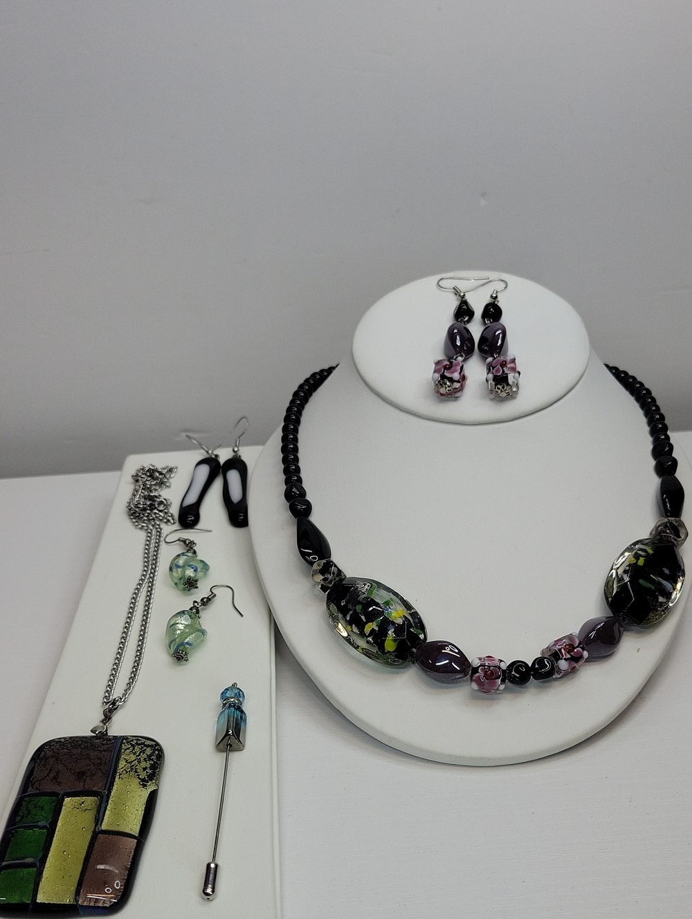 Beautiful Glass Jewelry Bundle
